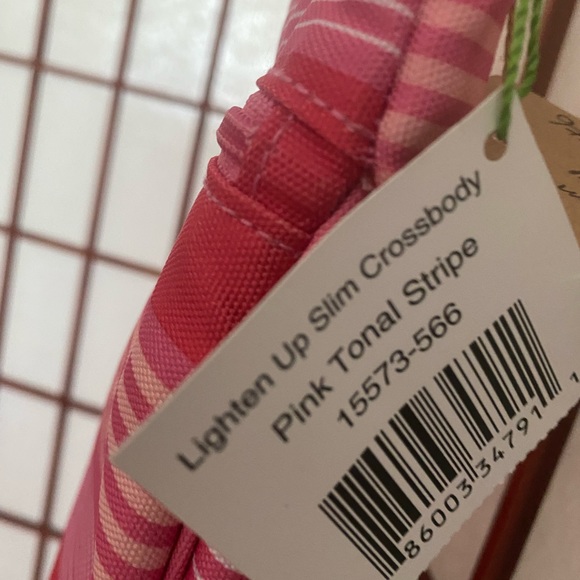 Vera Bradley Lighten Up Slim Crossbody NWT! - Picture 2 of 3